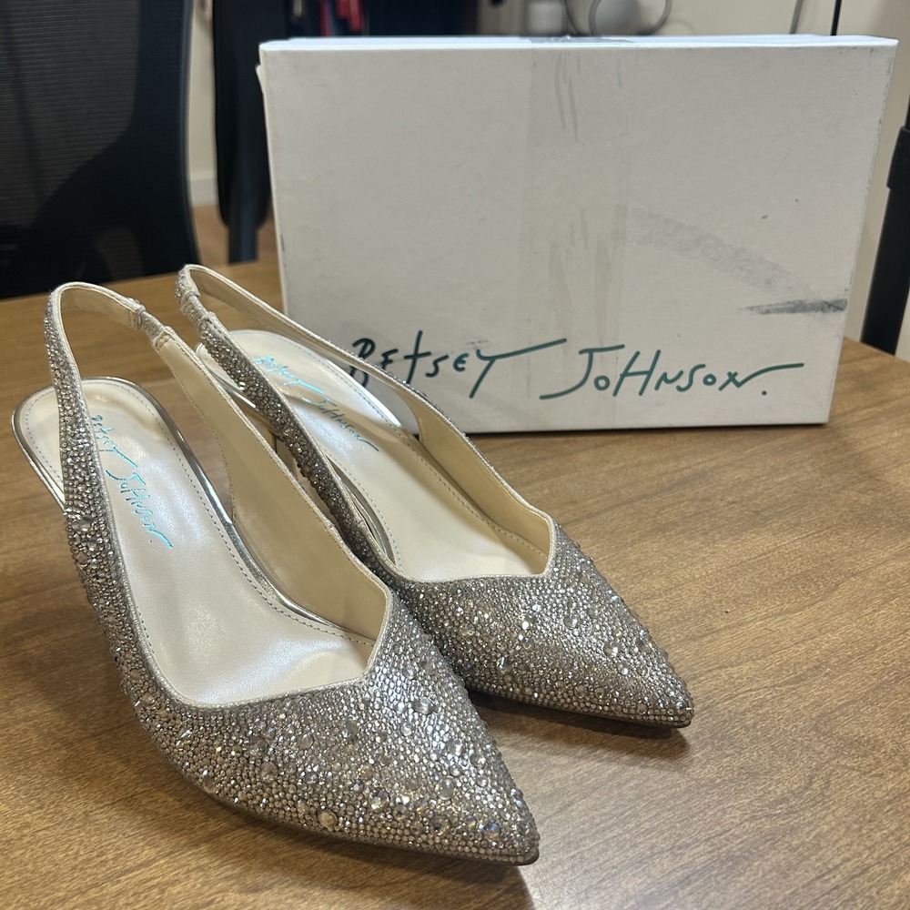Betsey Johnson Shoes Womens Size 7.5 Gold Rhinestone Slingback Pumps Dress Heels